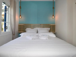 Deck1Syros Premium Apartments