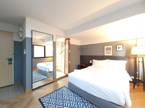 Somewhere to Escape - Hometel