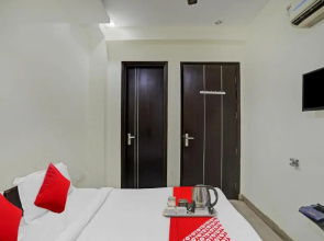 Flagship Shiva Guest House Near Appu Ghar