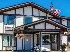 Magnuson Hotel Ironwood