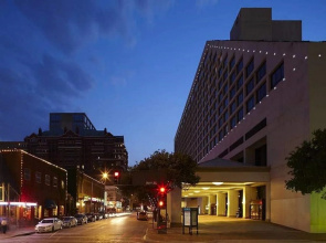 The Worthington Renaissance Fort Worth Hotel