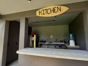 Straw Hat Surf Hostel