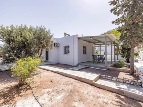 Nisos 1 cottage house