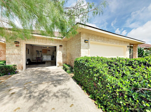 44 Golf House Rd Townhouse 2 Bedrooms 2 Bathrooms Townhouse