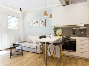 Kifissia Central Stylish Fresh 1 Bedroom Apartment near Metro