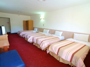 Earth Garden Inn