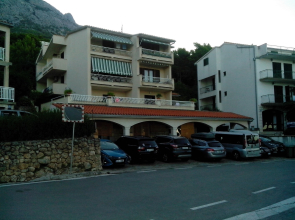Apartment Nada - close to the sea and sea view A1 Brela, Riviera Makarska