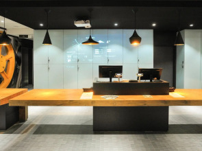 Отель Skopje City Center 