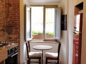 Casa Raffaella 1 Tuscan Charm in Medieval Suvereto