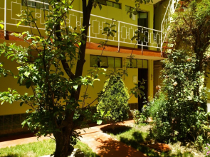 El Manzano Hostel