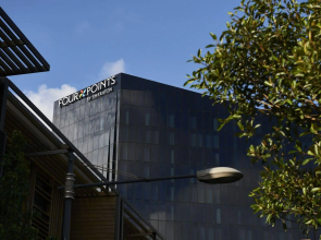 Vibe Hotel Melbourne Docklands