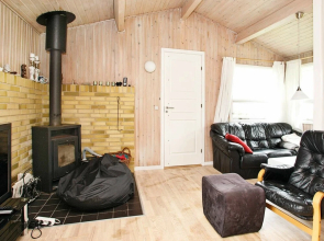 Spacious Holiday Home in Lønstrup With Indoor Whirlpool