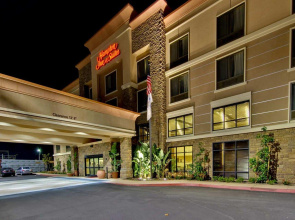 Hampton Inn & Suites Moreno Valley