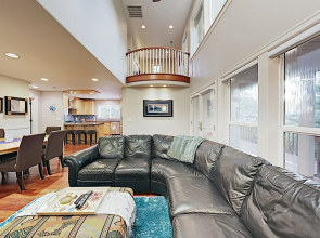 New Listing! The Martins Seaside Beach House 3 Bedroom Home