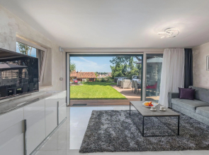 Beautiful Deluxe Villa with Sea View, located in the center of - Rovinj.