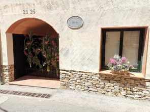 Charming & Peaceful apartment Begur with Swimming pool