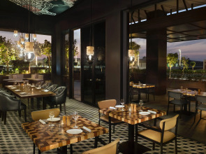 La Ville Hotel & Suites CITY WALK, Dubai, Autograph Collection