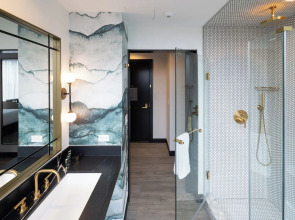 The Godfrey Hotel Hollywood