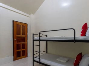 ZEN Rooms Eunas Siargao