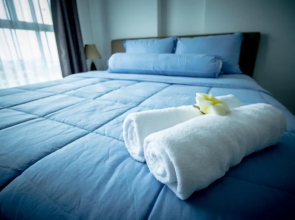 Baan Kiang Fah Apartment by Patcha