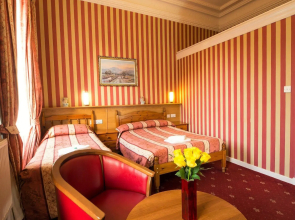 Cumberland Hotel