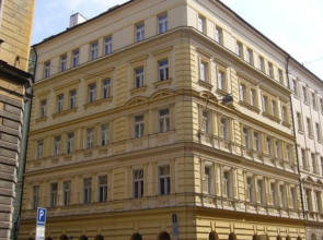 Theatre Apartments