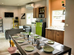 Sleepy Station - Hostel