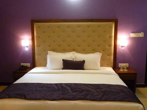 Silver Sands Hide Away