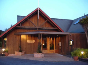 Alpine Lodge