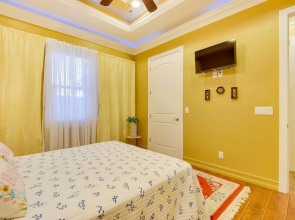 Elegant Venice Home w/ View - Walk to Beach!