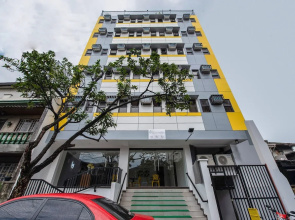 Nest Nano Suites Fort by OYO Rooms