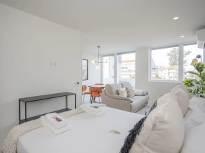 Liiiving - Luxury Gallery Apartment II