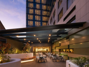 Doubletree By Hilton Hobart