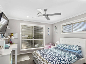 Ebony Rose - Tweed Coast Holidays