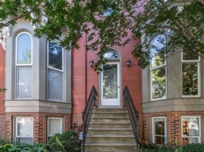 A Fabulous Washington DC 2BR 2 5BA Victorian Row Bi-Level Apartment 4 Guests