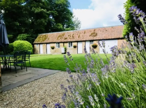 Stracey Cottage