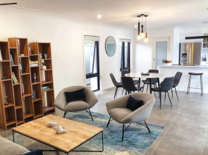 Surfers Paradise Holiday Beach House