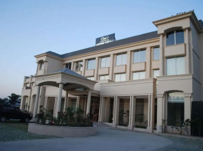 Ambrosia Sarovar Portico