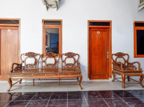 Boytown Hotel by Oyo Rooms