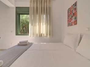 Ouzo Stone Studio