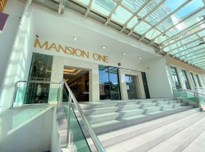 OYO 90192 Mansion One Suites