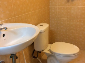 Freesia Saladaeng Silom Apartments