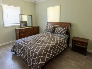 Seas The Day - Brand New Villa W/ocean View, Walk To Rainbow Bea 3 Bedroom Home