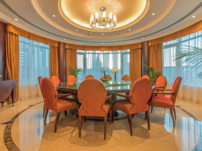 Отель Swissotel Al Murooj Dubai