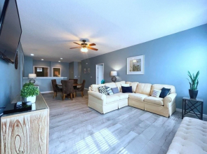 6-bed Solterra Resort Pool Home With 4-ensuites 6 Bedroom Home