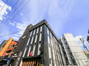 Suwon First M
