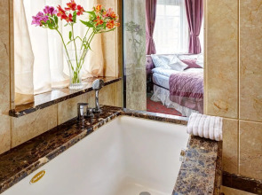 Гостиница «Атлас Делюкс»