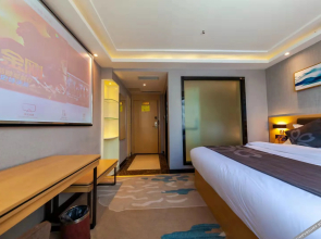 Feronia Meijing Hotel (Luobulin Cultural Square | Baita Park)