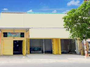 Hotel O Alun-Alun Purwokerto Near Gor Satria Purwokerto Formerly Guest House Blessing