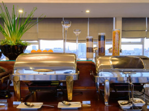 Central Park Saigon Hotel